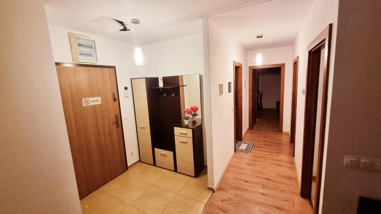Forest Apartment